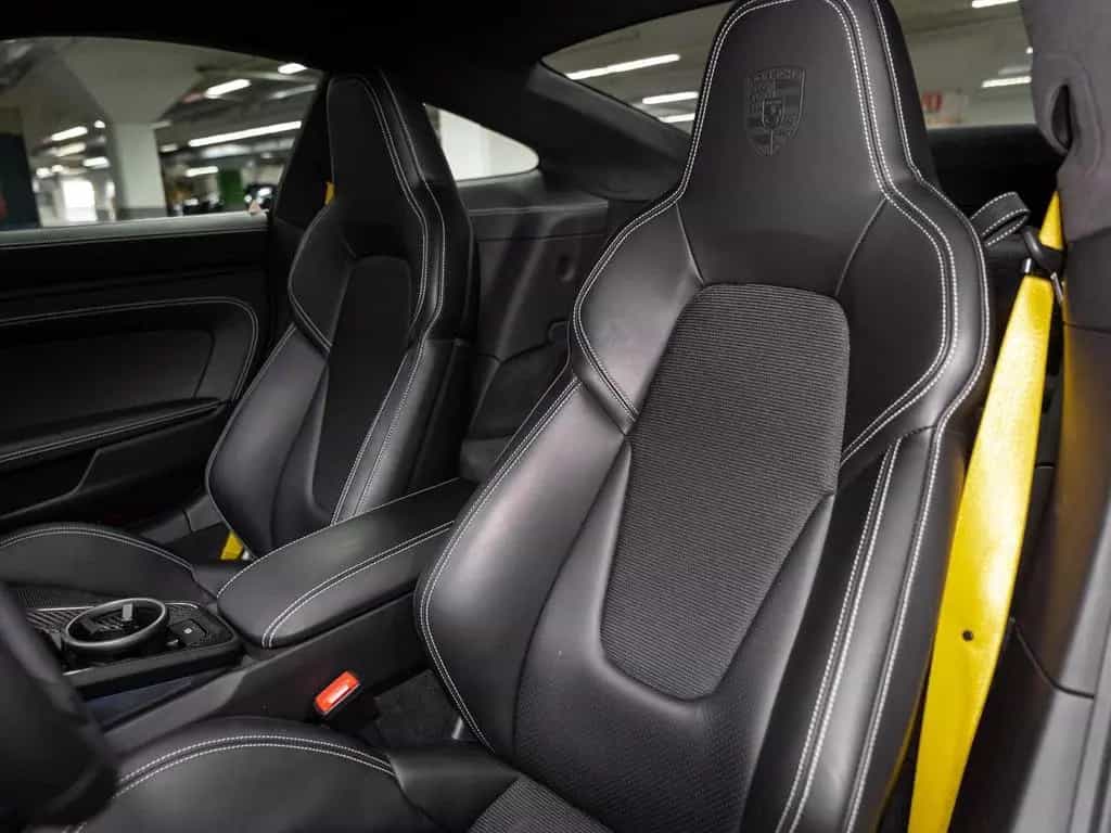 Porsche 992 GT3 Touring 02/2023-photo-20