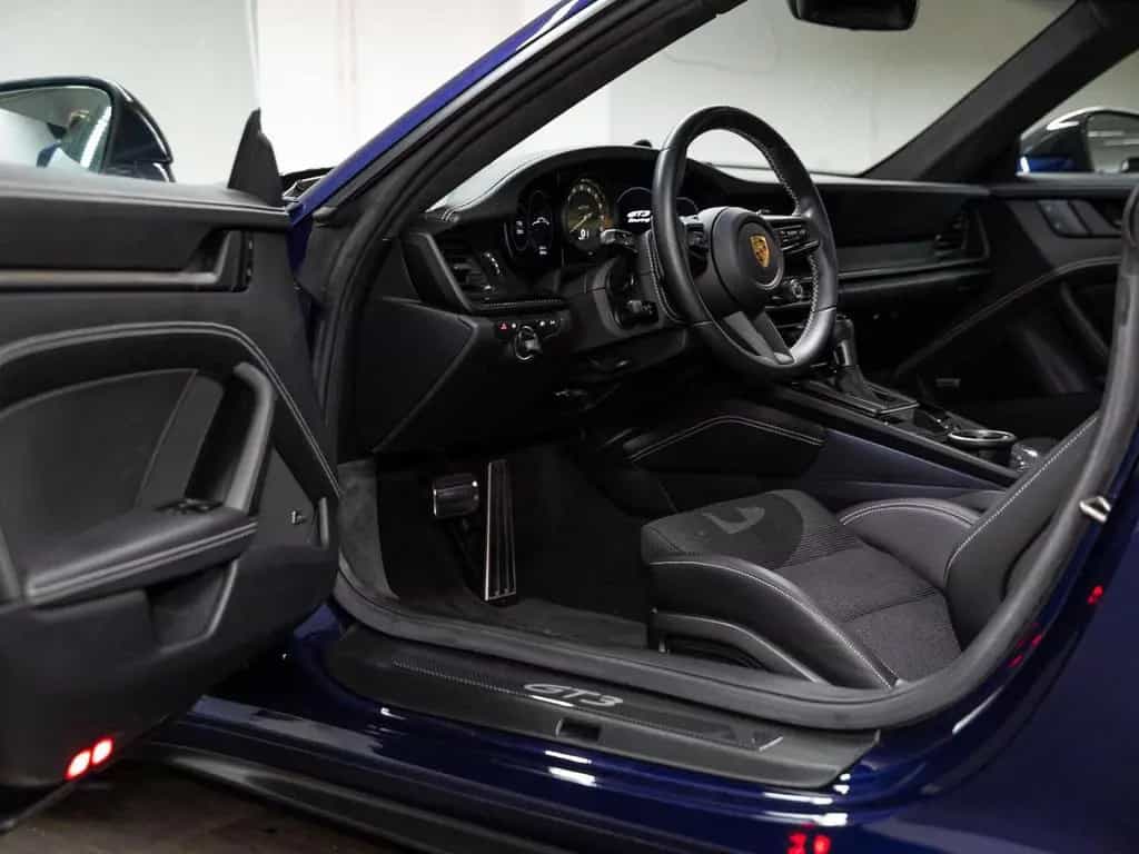 Porsche 992 GT3 Touring 02/2023-photo-21