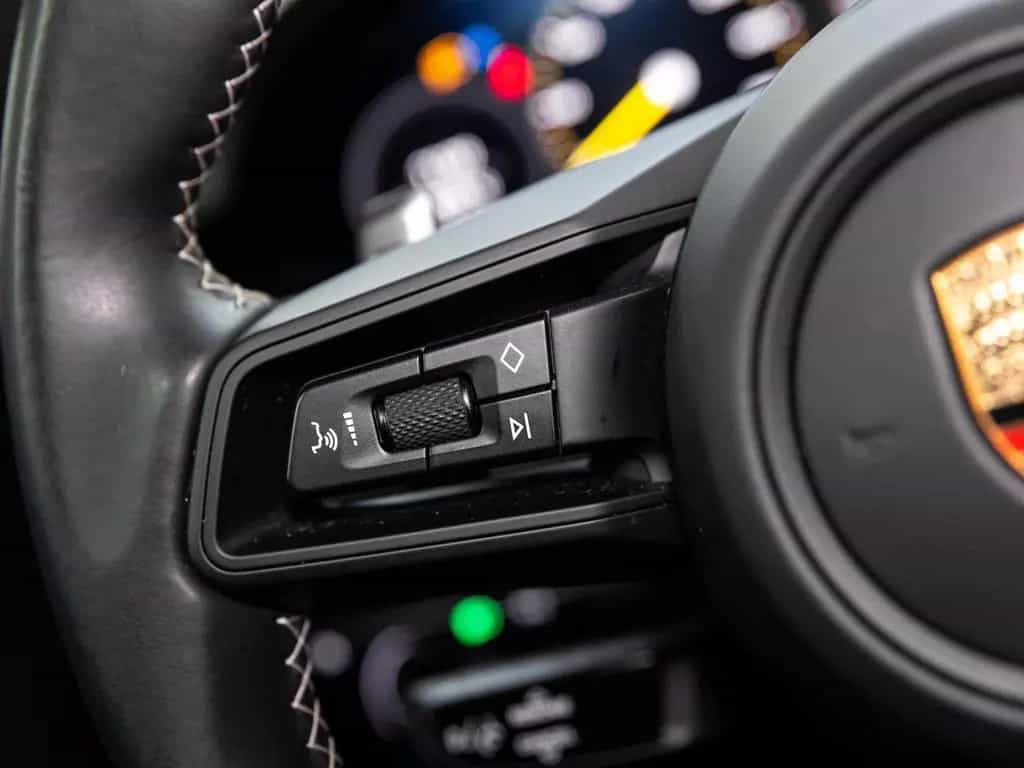 Porsche 992 GT3 Touring 02/2023-photo-24