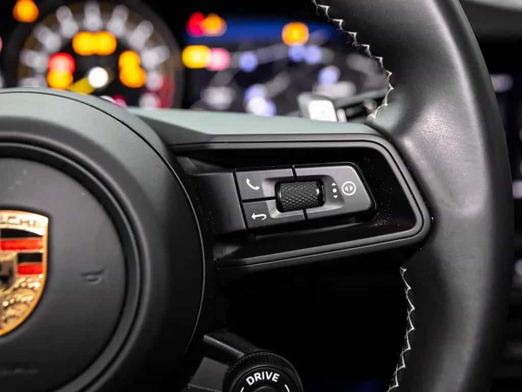 Porsche 992 GT3 Touring 02/2023-photo-25