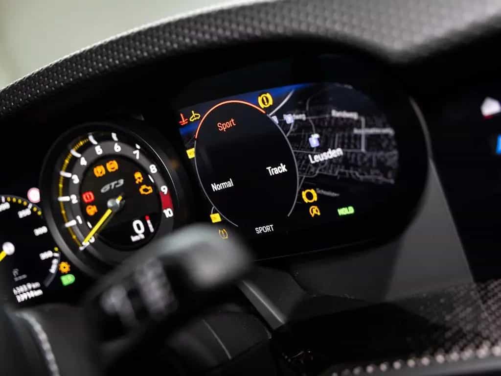 Porsche 992 GT3 Touring 02/2023-photo-28