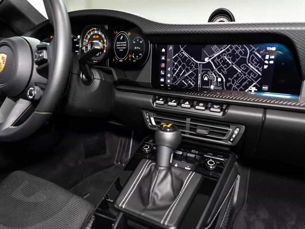 Porsche 992 GT3 Touring 02/2023-photo-34