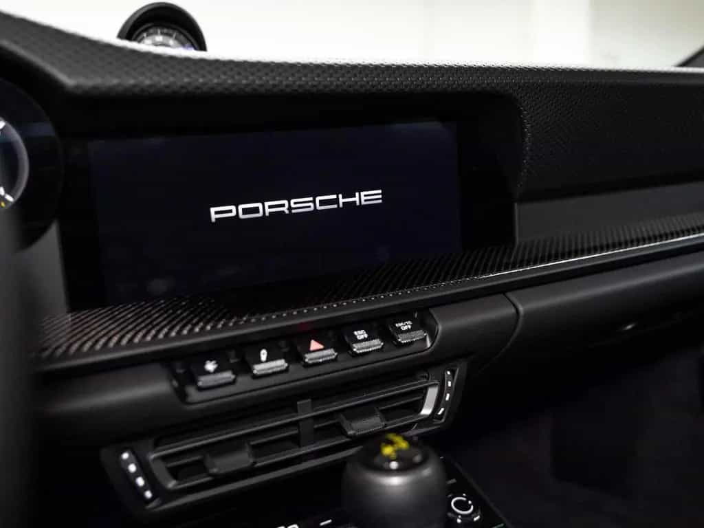 Porsche 992 GT3 Touring 02/2023-photo-35