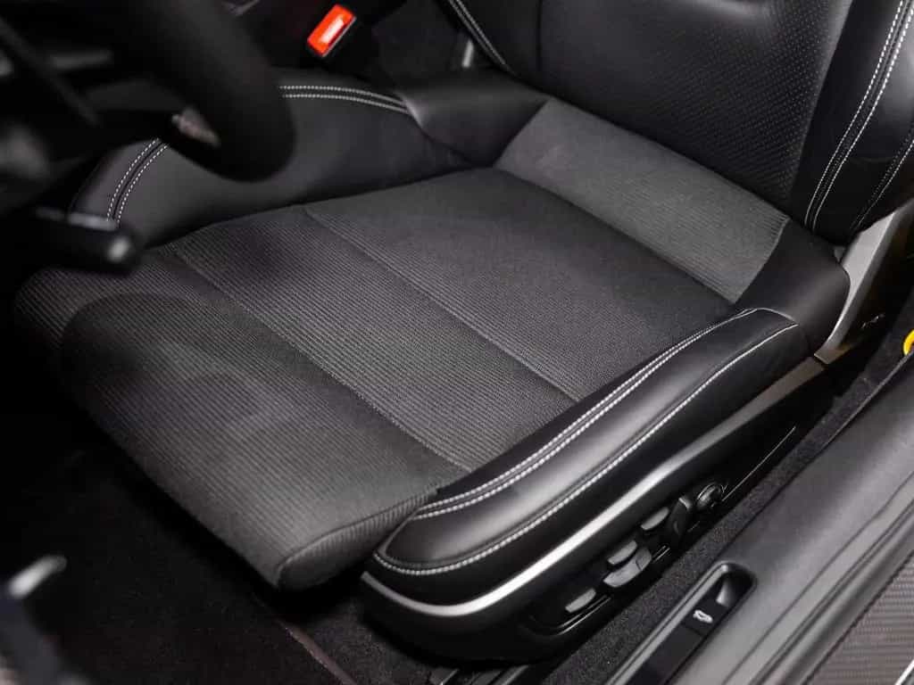 Porsche 992 GT3 Touring 02/2023-photo-38