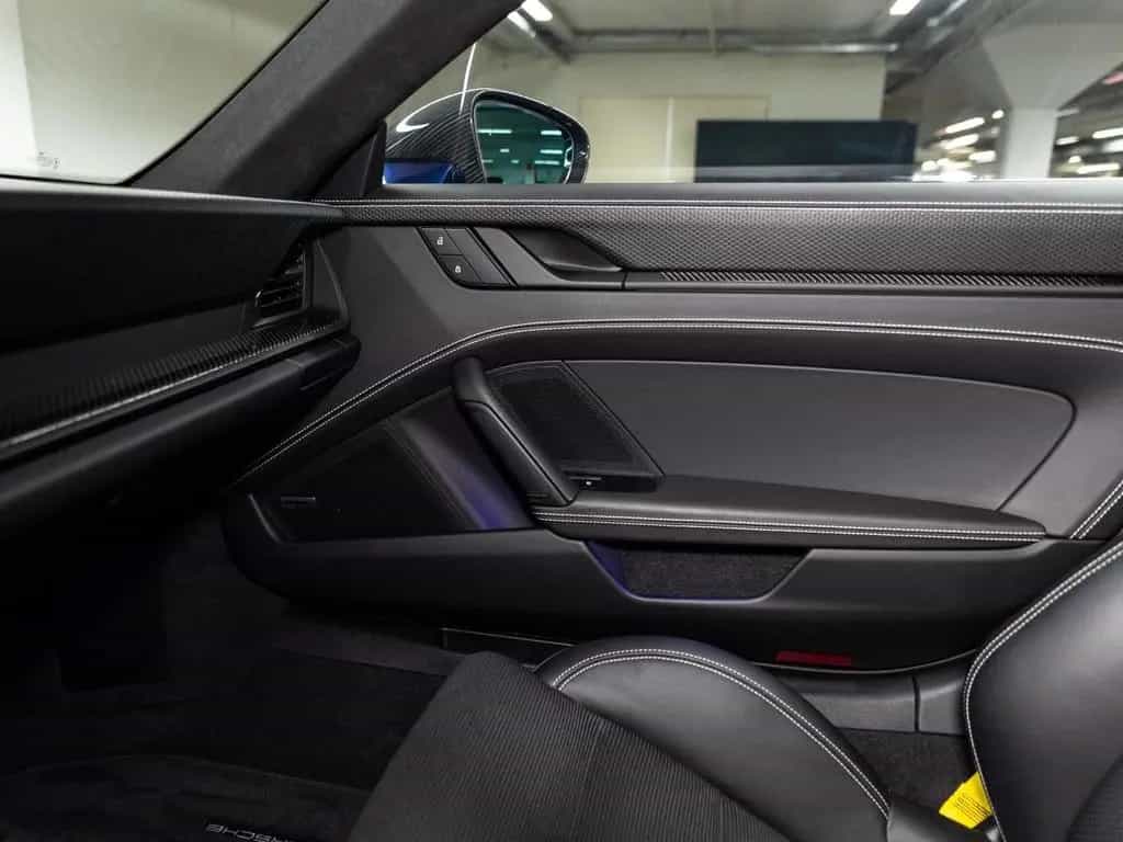 Porsche 992 GT3 Touring 02/2023-photo-48