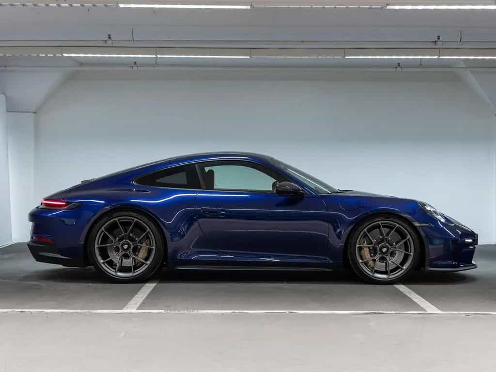 Porsche 992 GT3 Touring 02/2023-photo-5