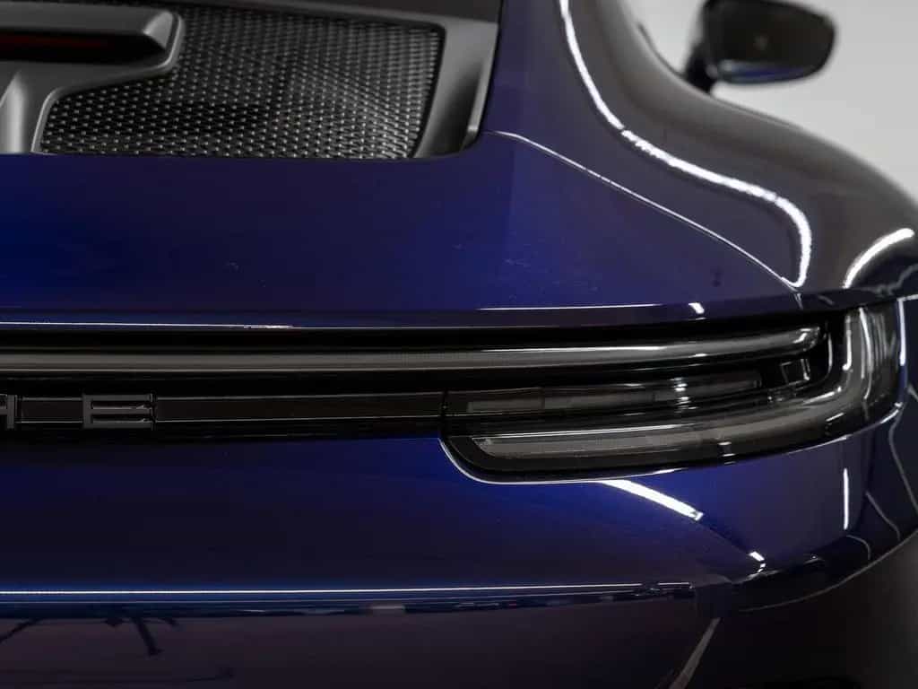 Porsche 992 GT3 Touring 02/2023-photo-9
