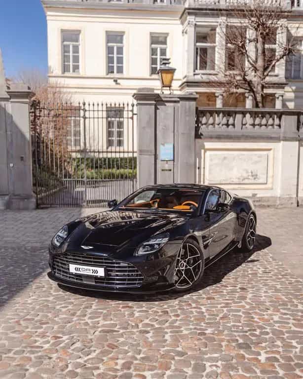Aston Martin Vanquish COUPE  - BOWERS  WILKINS - TITANIUM EXH 12/2025-photo-7