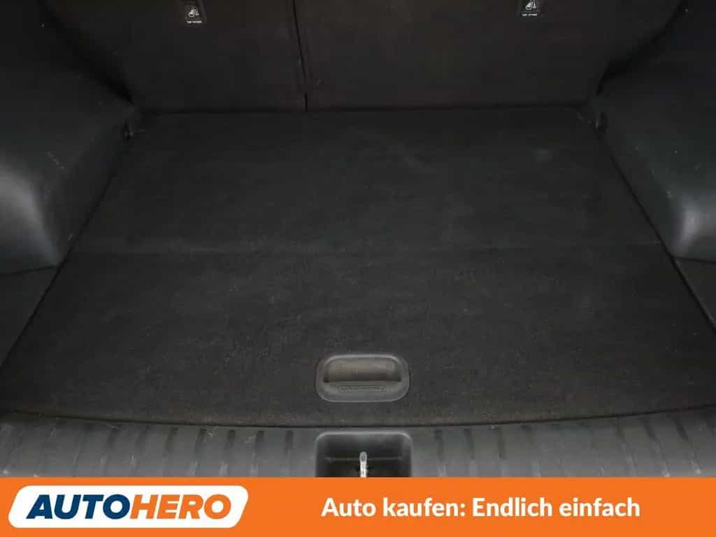 Hyundai TUCSON 1.6 TGDI Style 2WD Aut.*NAV*TEMP*CAM*AHK* 11/2017-photo-17