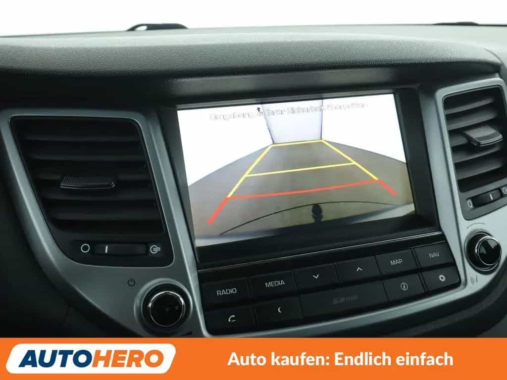 Hyundai TUCSON 1.6 TGDI Style 2WD Aut.*NAV*TEMP*CAM*AHK* 11/2017-photo-22