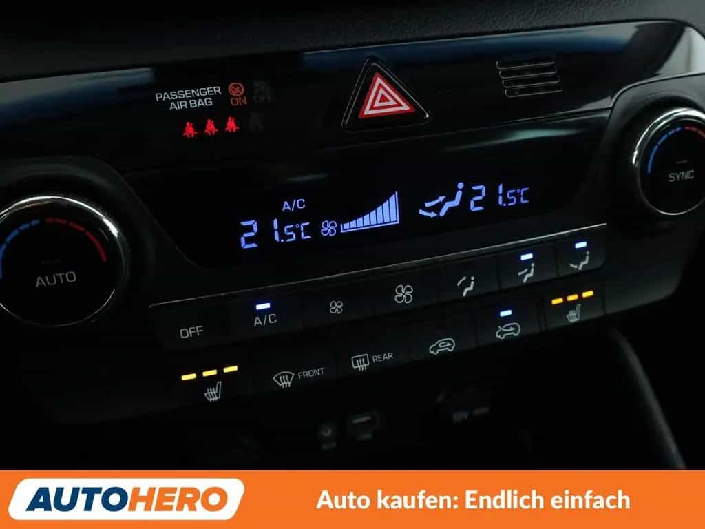 Hyundai TUCSON 1.6 TGDI Style 2WD Aut.*NAV*TEMP*CAM*AHK* 11/2017-photo-23