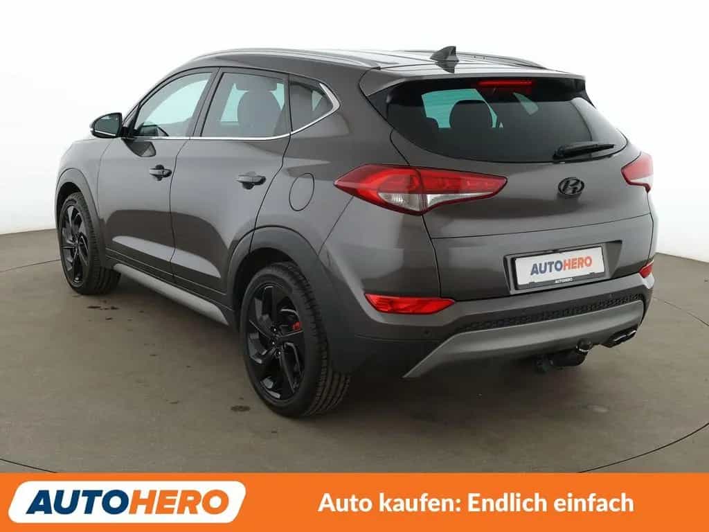 Hyundai TUCSON 1.6 TGDI Style 2WD Aut.*NAV*TEMP*CAM*AHK* 11/2017-photo-3