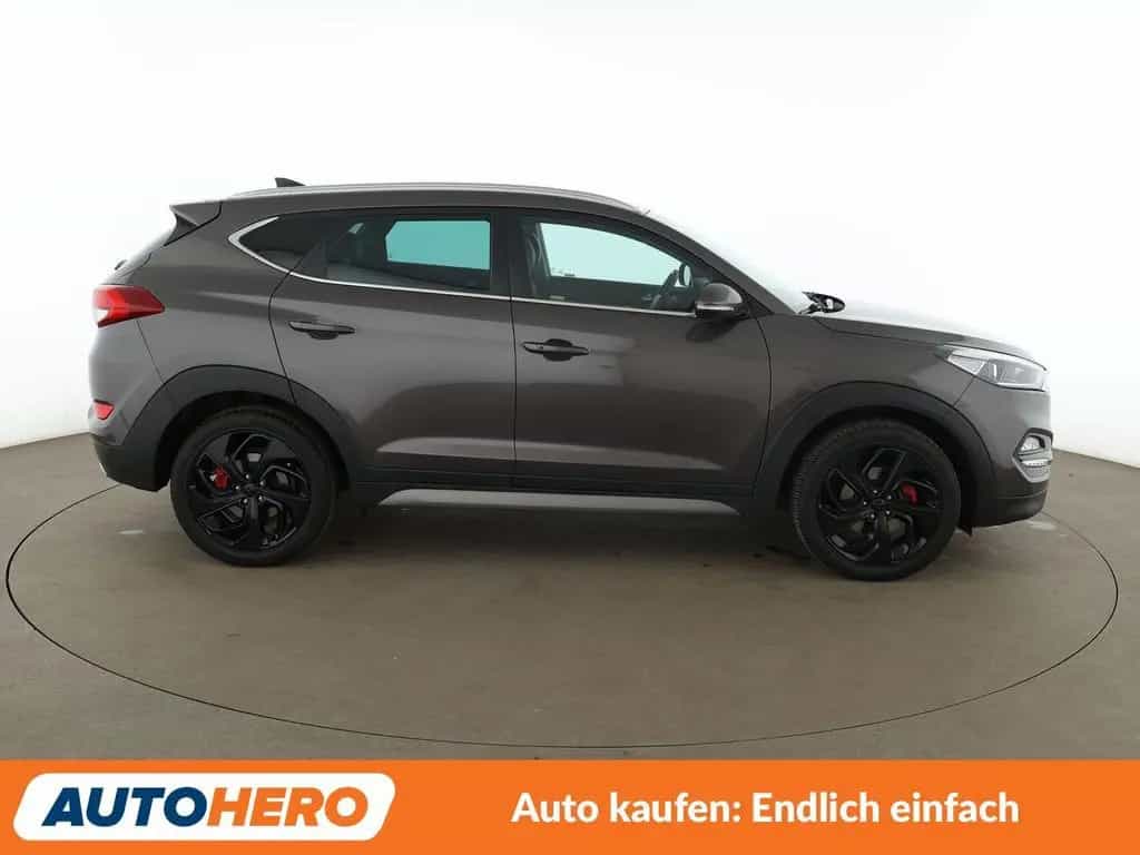 Hyundai TUCSON 1.6 TGDI Style 2WD Aut.*NAV*TEMP*CAM*AHK* 11/2017-photo-6