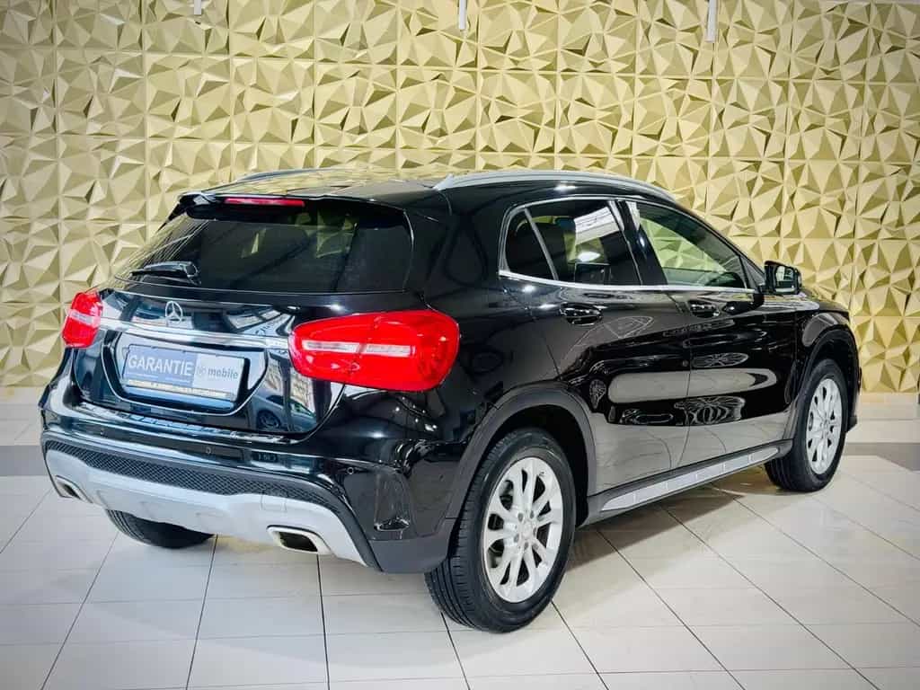 Mercedes-Benz GLA 180 Street Style|AMG-LINE|BI-XENON|MEMORY 06/2015-photo-14