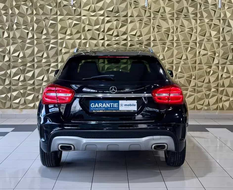 Mercedes-Benz GLA 180 Street Style|AMG-LINE|BI-XENON|MEMORY 06/2015-photo-18