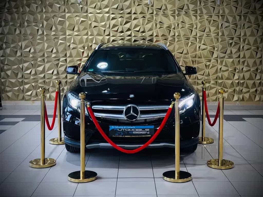 Mercedes-Benz GLA 180 Street Style|AMG-LINE|BI-XENON|MEMORY 06/2015-photo-2