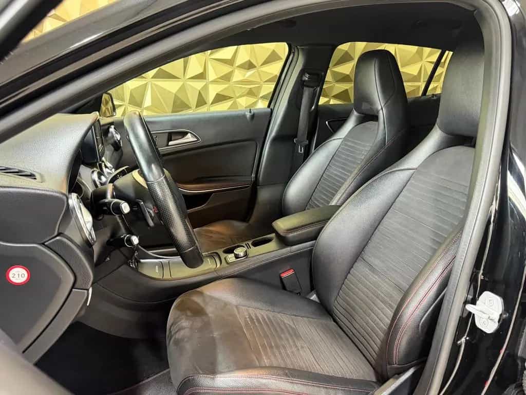Mercedes-Benz GLA 180 Street Style|AMG-LINE|BI-XENON|MEMORY 06/2015-photo-25