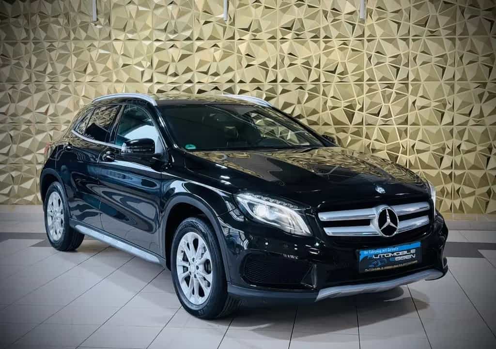 Mercedes-Benz GLA 180 Street Style|AMG-LINE|BI-XENON|MEMORY 06/2015-photo-6