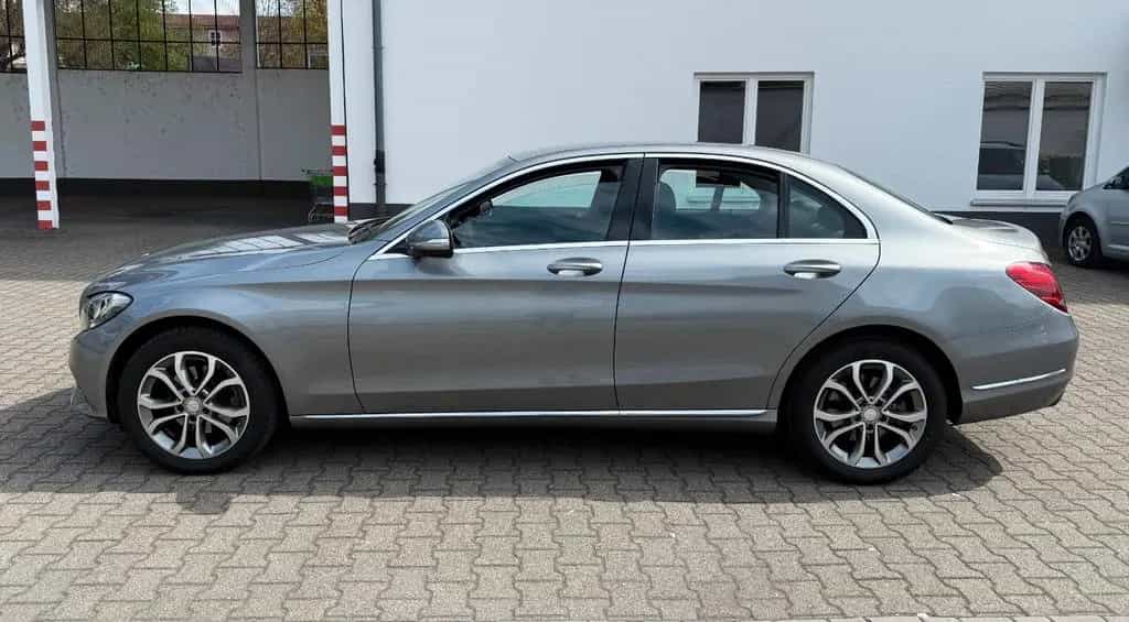 Mercedes-Benz C-Class 200 CGI Limousine AUTOMATIK AVANTGARDE 02/2015-photo-2