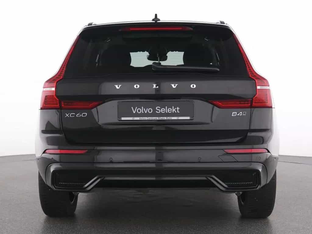 Volvo XC60 B4 AWD Plus Dark+PANO+FAP+360°+HK SOUND 04/2024-photo-15