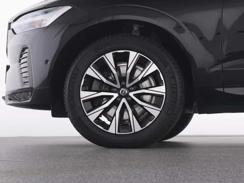 Volvo XC60 B4 AWD Plus Dark+PANO+FAP+360°+HK SOUND 04/2024-photo-19