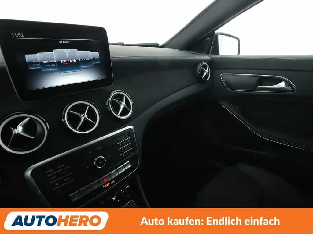 Mercedes-Benz CLA-Class CLA 250 Shooting Brake AMG Line Aut. 05/2017-photo-26