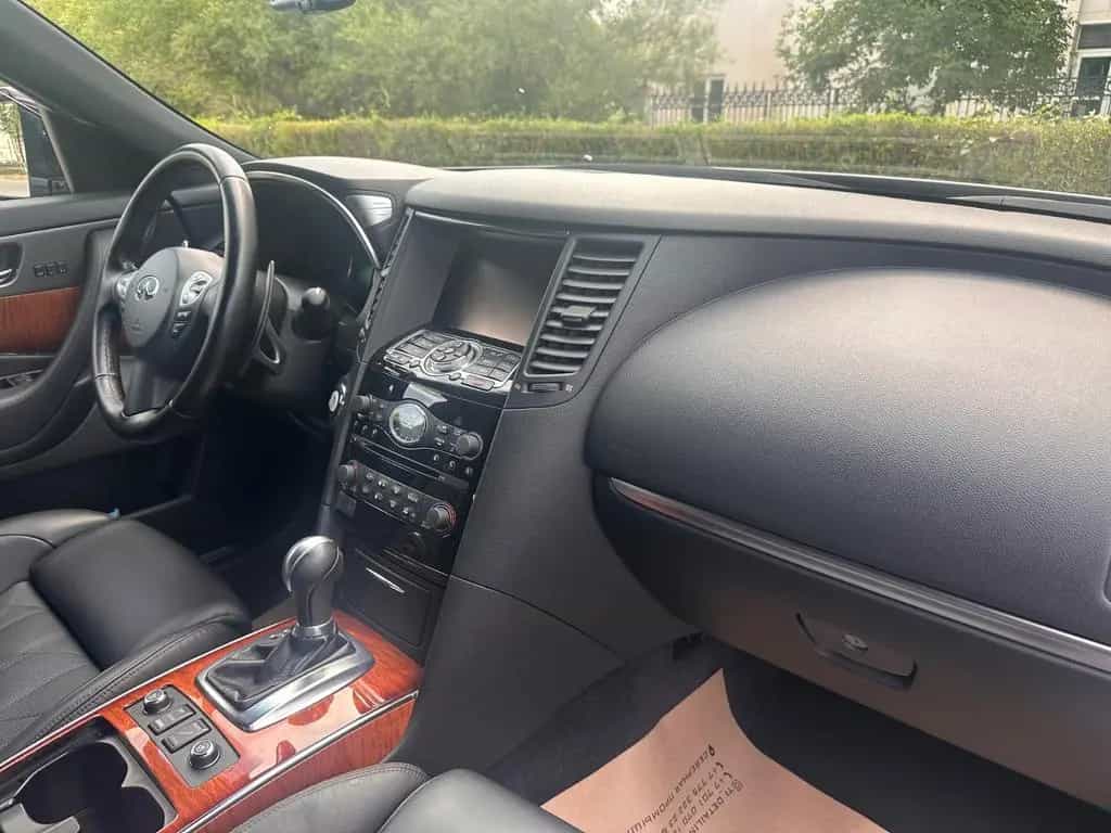 Infiniti QX70 5.0 S Premium 03/2017-photo-3