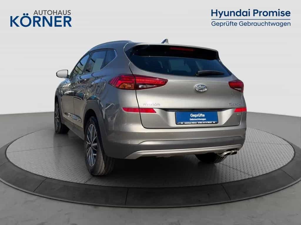 Hyundai TUCSON STYLE 1.6 T-GDi 4WD *KEYLESS*NAVI*CARPLAY 09/2020-photo-2