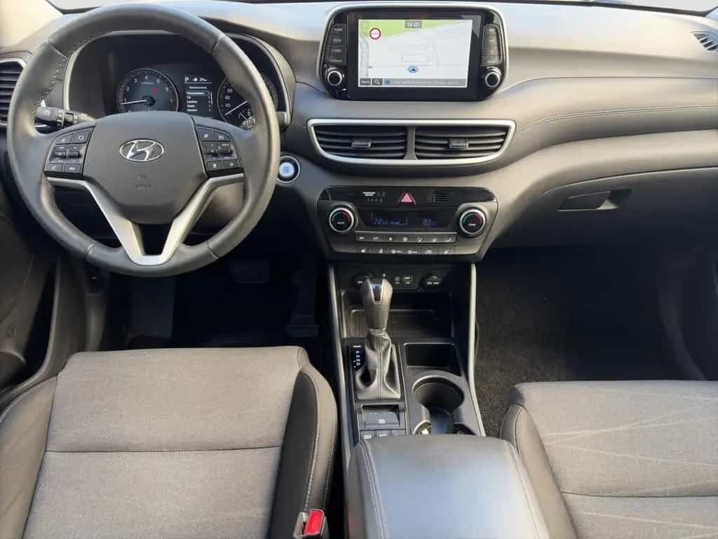 Hyundai TUCSON STYLE 1.6 T-GDi 4WD *KEYLESS*NAVI*CARPLAY 09/2020-photo-9