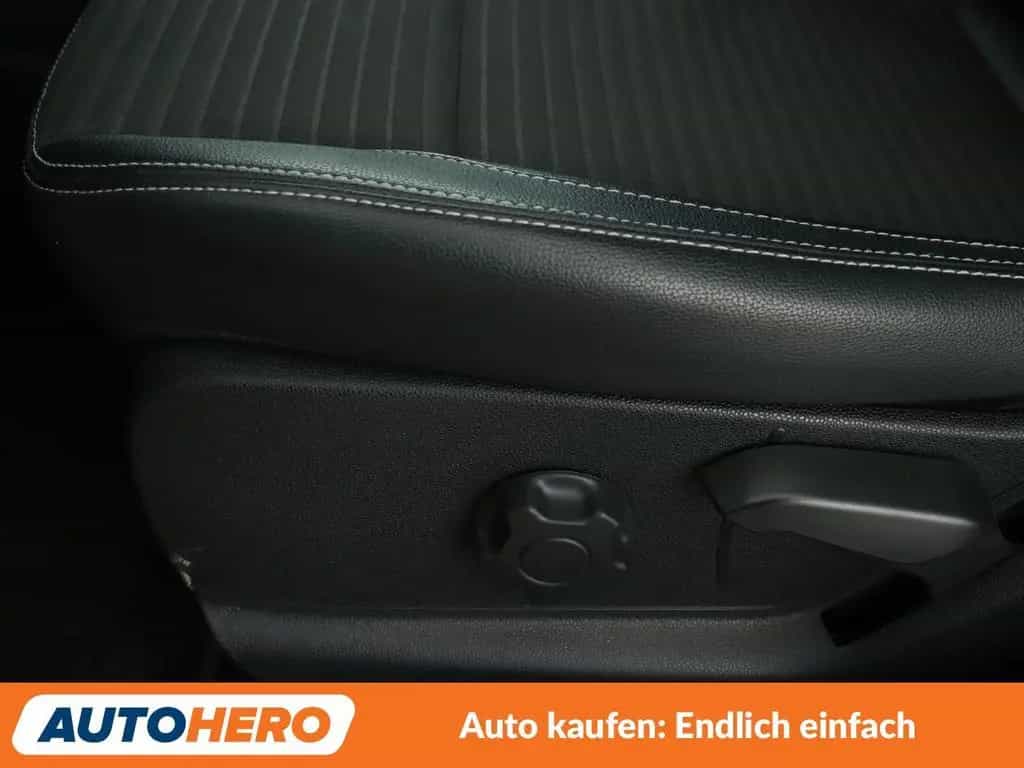Ford EcoSport 1.0 EcoBoost Titanium Aut.*NAV*TEMP*CAM 04/2018-photo-31