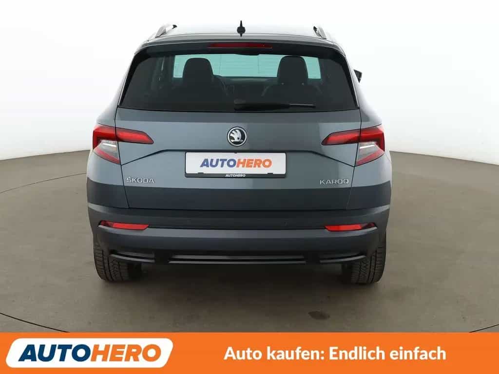 Skoda Karoq 1.5 TSI ACT Style Aut.*LED*NAVI*TEMPO*PDC* 08/2018-photo-4