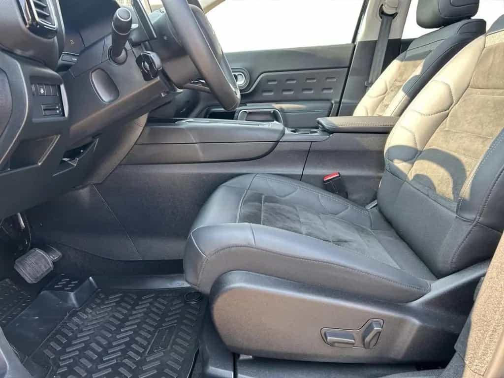 Citroën C5 Aircross Shine Mild Hybrid 136 Navi+SHZ+RFK+L 02/2024-photo-11