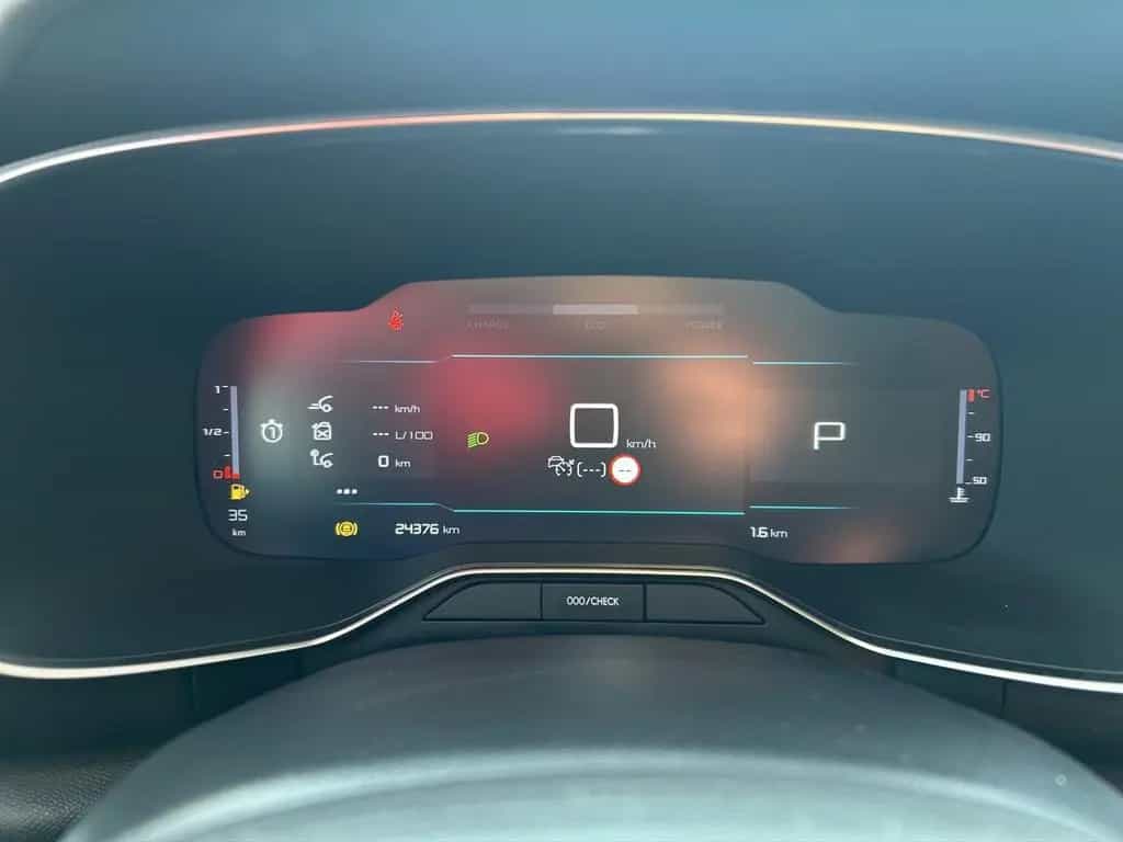 Citroën C5 Aircross Shine Mild Hybrid 136 Navi+SHZ+RFK+L 02/2024-photo-13