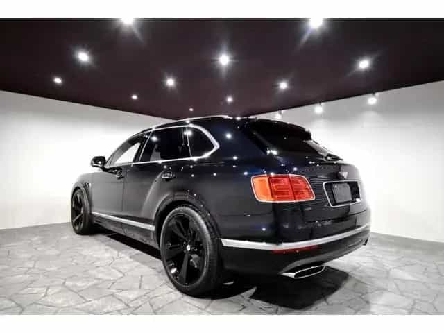Bentley Bentayga Base grade W12 04/2017-photo-3