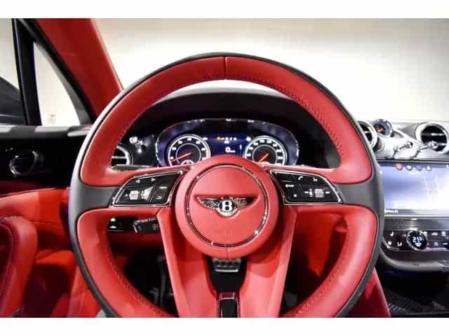 Bentley Bentayga Base grade W12 04/2017-photo-5