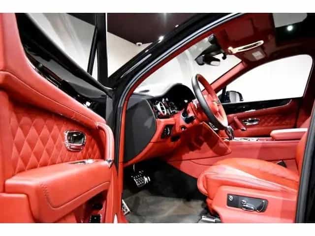 Bentley Bentayga Base grade W12 04/2017-photo-9