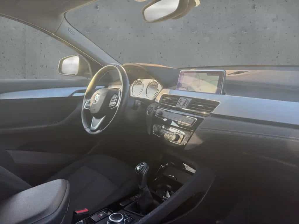 BMW X2 sDrive18i Advantage LED Navi Temp Klimaauto 10/2019-photo-12