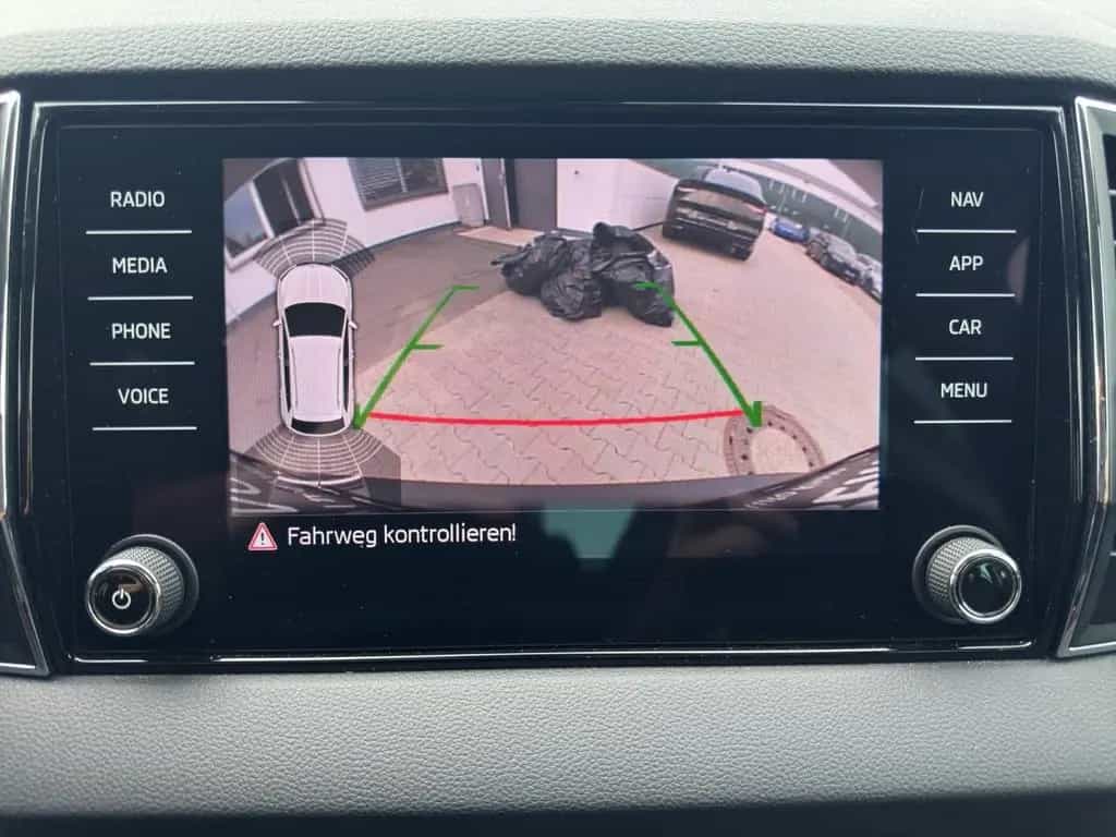 Skoda Karoq 1.5 TSI DSG ACT Style/LED/AHK/KAMERA/ACC/ 01/2019-photo-10