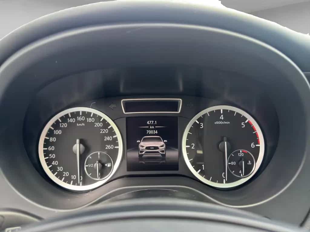 Infiniti Q30 1.5 d Sport NAVI/PANO/SHZ 08/2018-photo-11