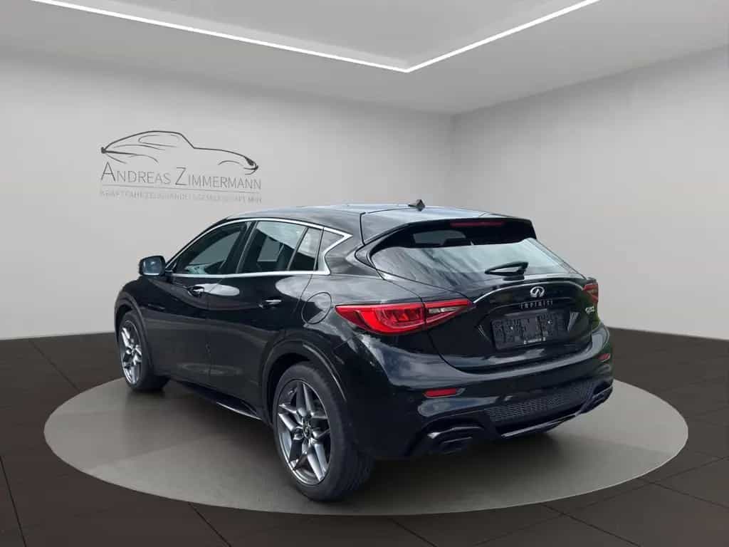 Infiniti Q30 1.5 d Sport NAVI/PANO/SHZ 08/2018-photo-2