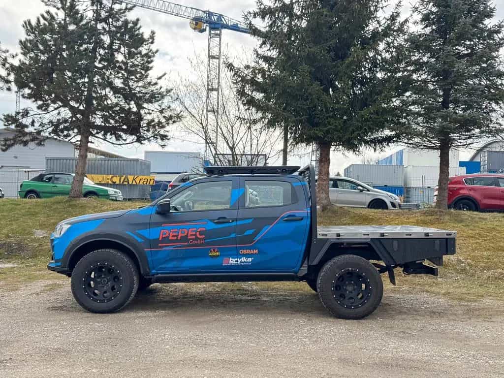 Isuzu D-Max Double Cab LS mit PEPEC Flatbed Umbau 01/2021-photo-0
