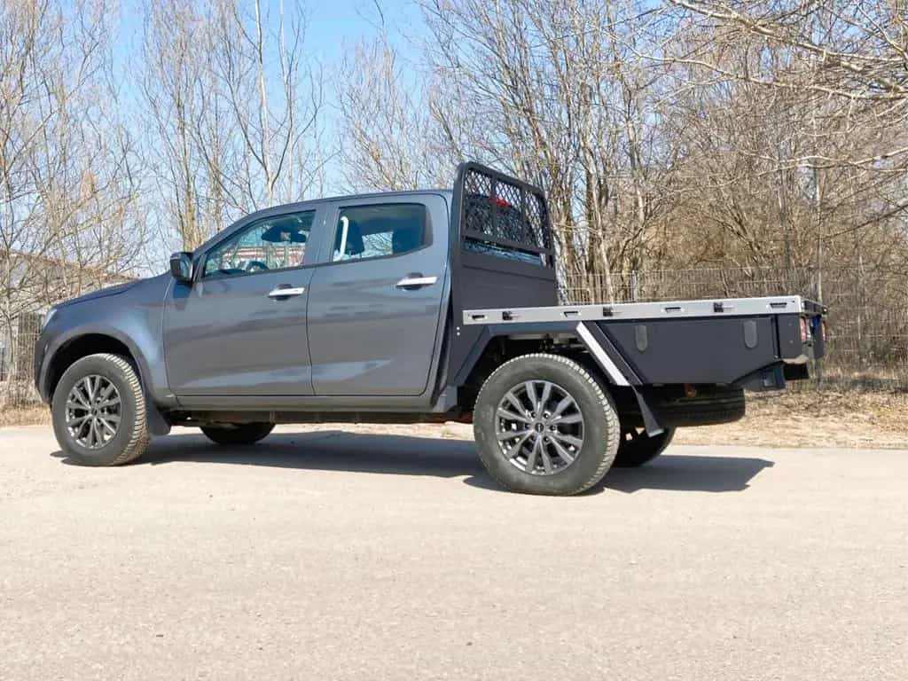 Isuzu D-Max Double Cab LS mit PEPEC Flatbed Umbau 01/2021-photo-1