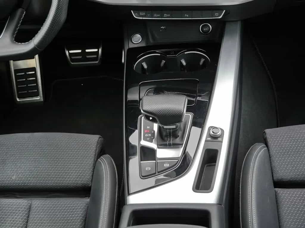 Audi A4 Avant 50 TDI quattro S line Matrix*AHK*Pano 03/2022-photo-6