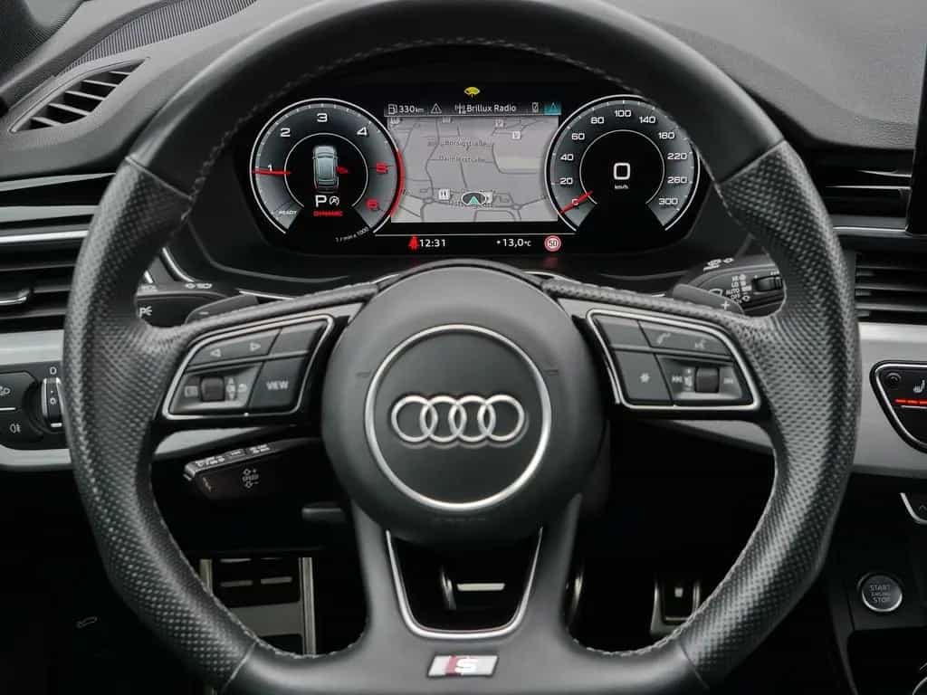 Audi A4 Avant 50 TDI quattro S line Matrix*AHK*Pano 03/2022-photo-8