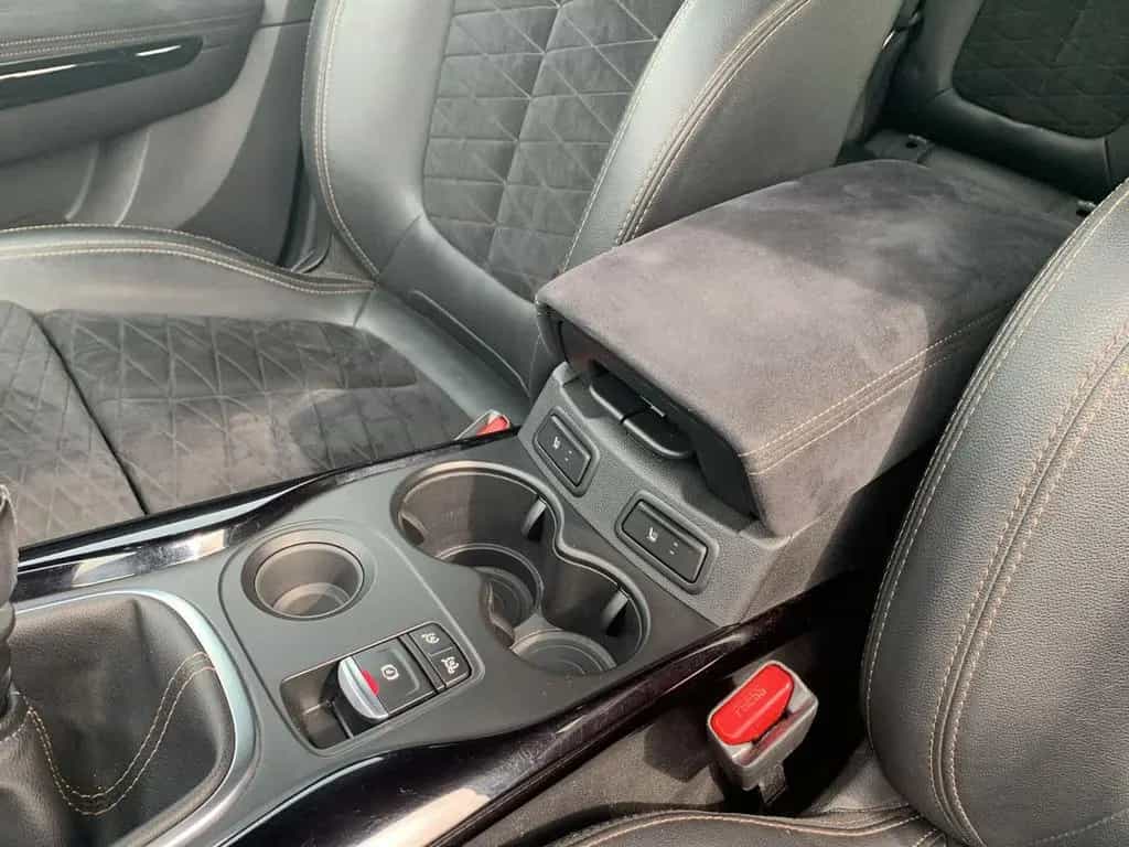 Renault Kadjar BLACK EDITION TCE 140 BOSE+ACC+KAMERA+SHZ 10/2021-photo-28
