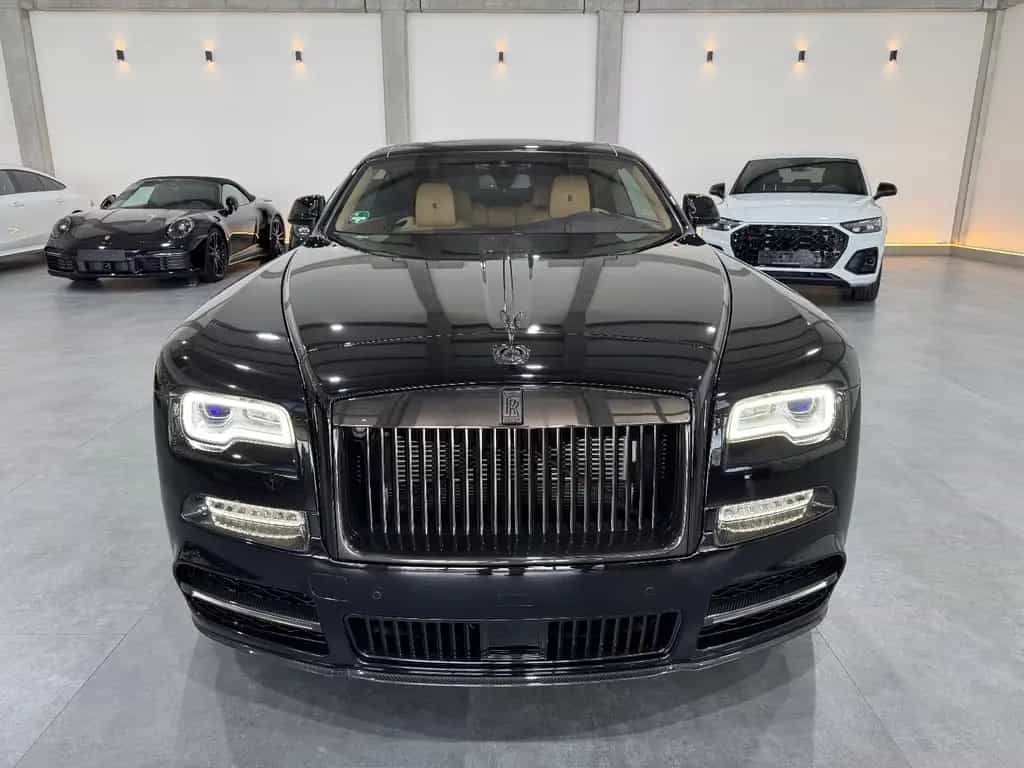 Rolls-Royce Wraith 6.6 V12 BlackBadge Mansory Sternehimmel 04/2019-photo-2