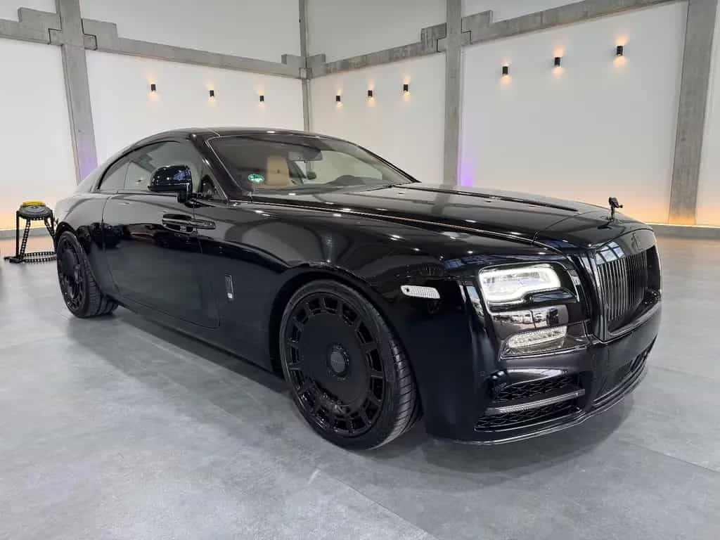 Rolls-Royce Wraith 6.6 V12 BlackBadge Mansory Sternehimmel 04/2019-photo-4