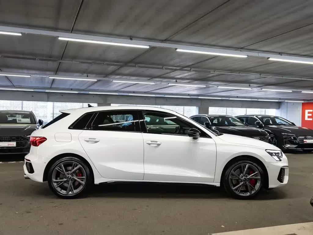 Audi S3 Sportback 2.0 TFSI quattro Matrix Pano B&O 04/2024-photo-7