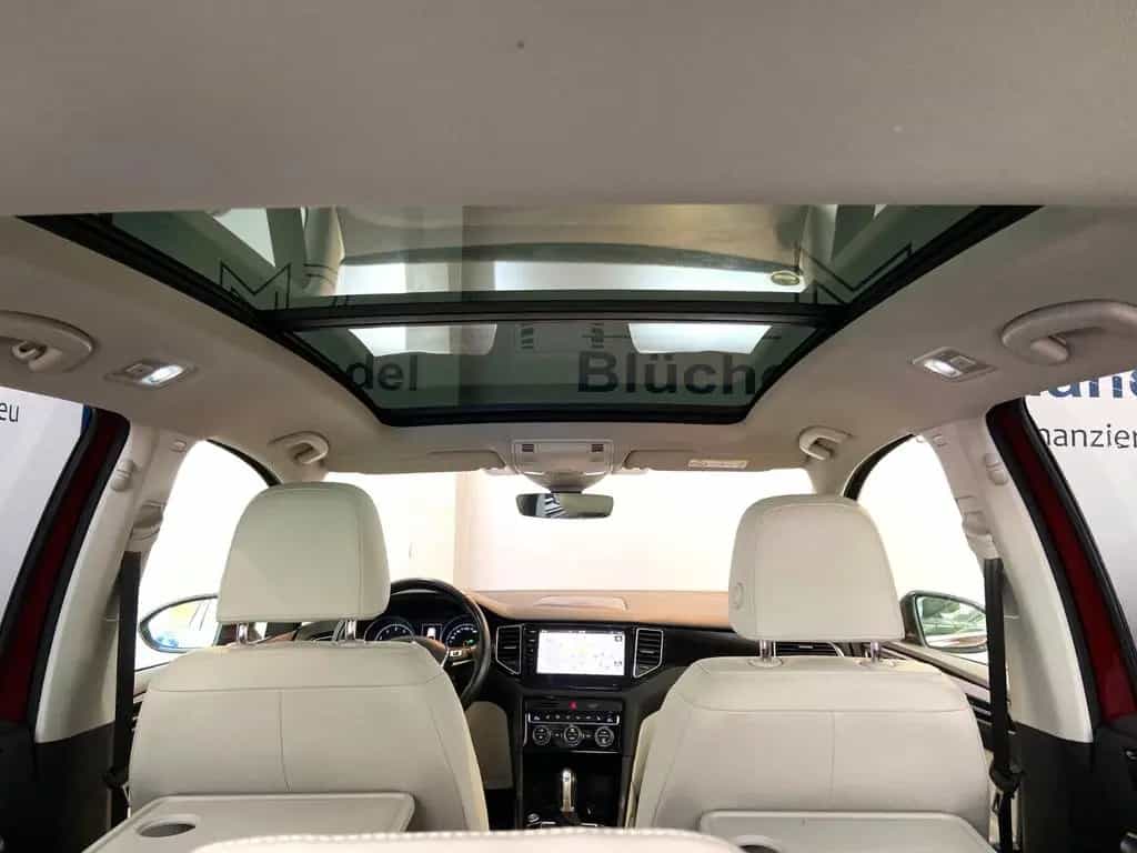 Volkswagen Golf Sportsvan Highline Sonderedition Pano 150PS 07/2018-photo-13