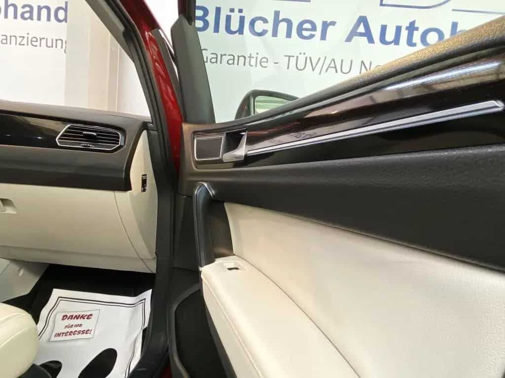 Volkswagen Golf Sportsvan Highline Sonderedition Pano 150PS 07/2018-photo-21